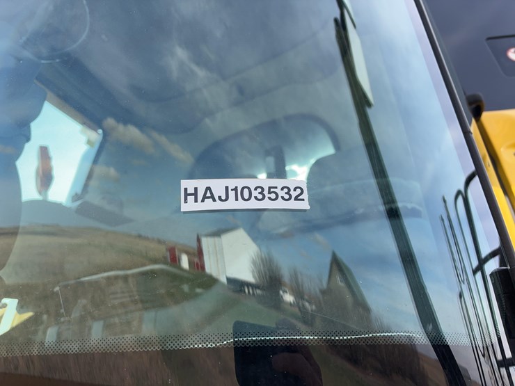 2006-new-holland-cr970-image-26