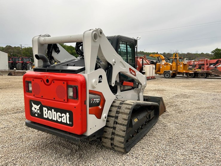 2024-bobcat-t770-image-4