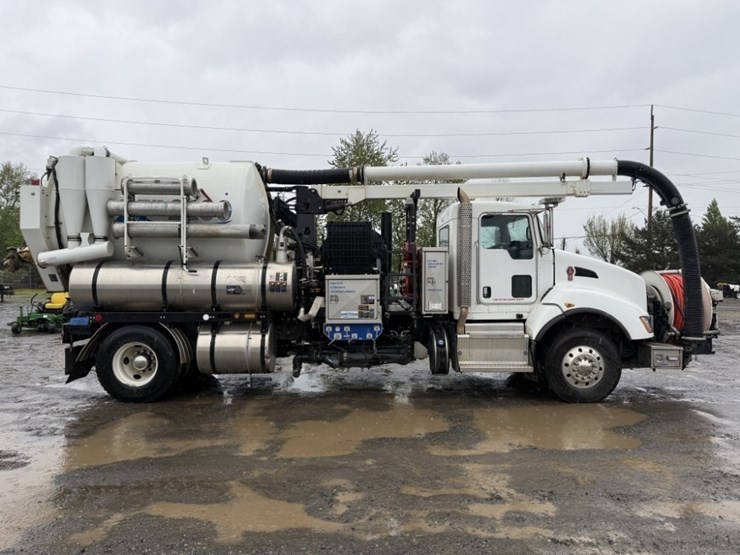 2015-kenworth-t440-image-3