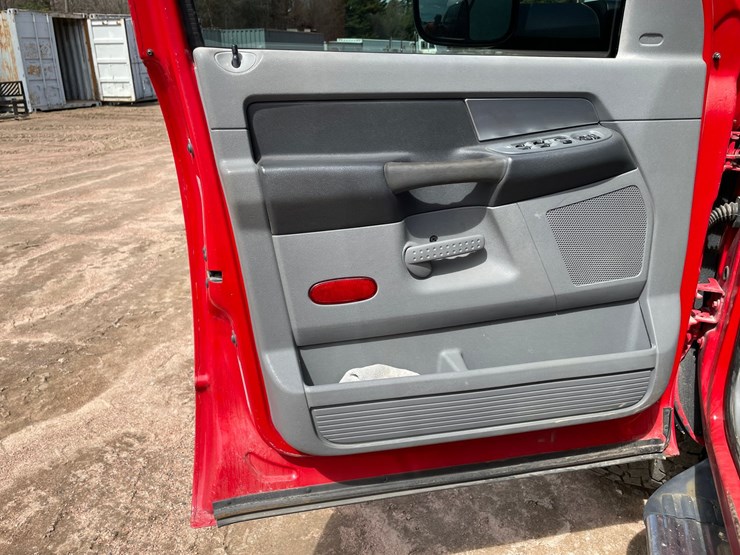 2007-dodge-ram-2500-image-43