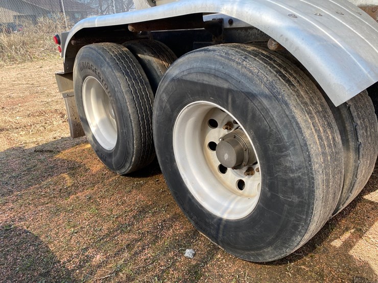 1993-walker-tanker-image-9