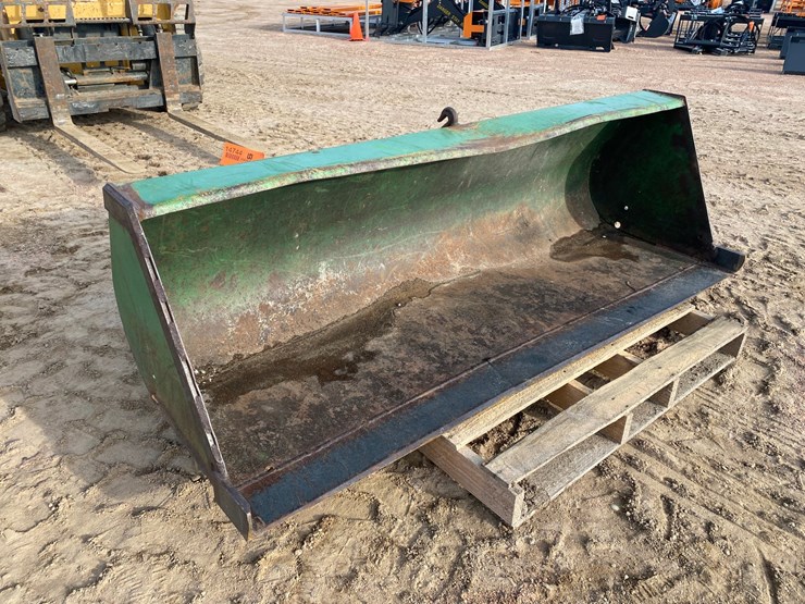 john-deere-72-image-2