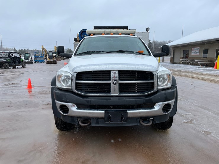 2008-dodge-ram-5500-image-8