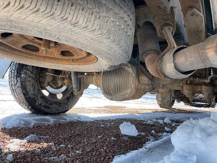 2011-ford-f350-image-21