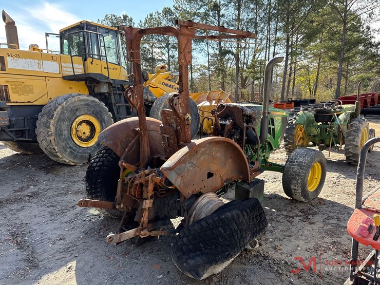 john-deere-5065e-image-2