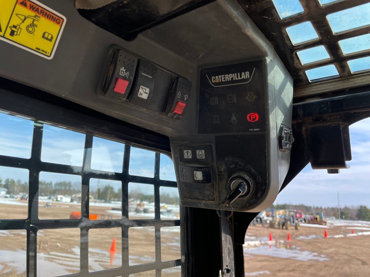 caterpillar-247b3-image-38