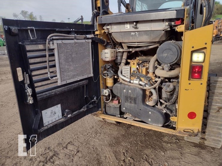 2020-caterpillar-259d3-image-28