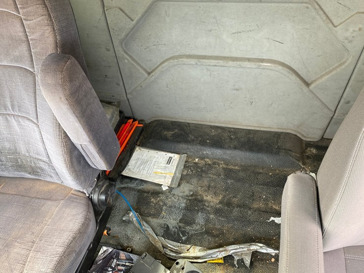 2010-international-4400-sba-image-46