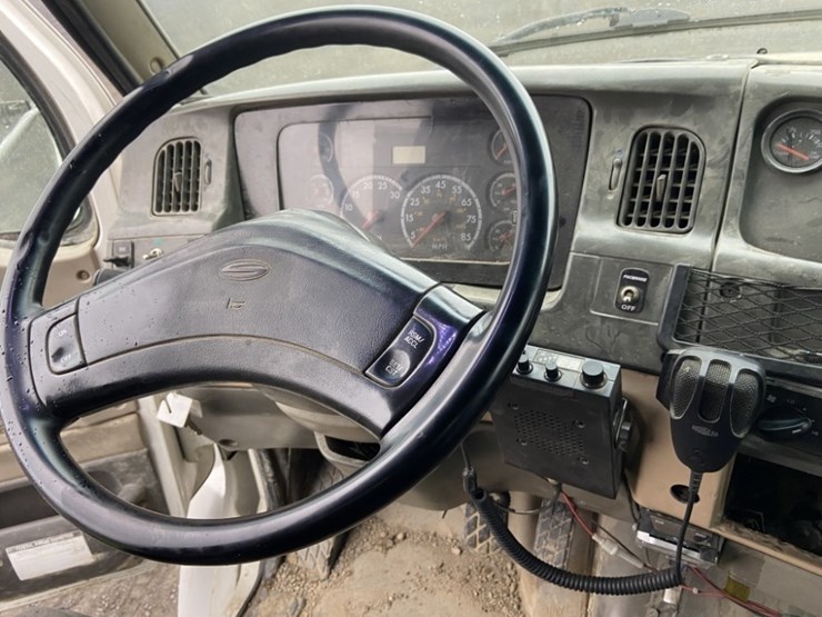 2005-sterling-acterra-image-19