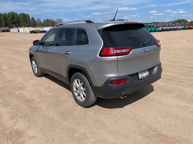 2014-jeep-cherokee-image-11