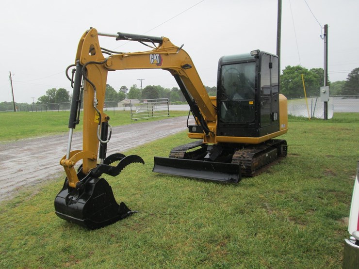 caterpillar-305.5-image-1