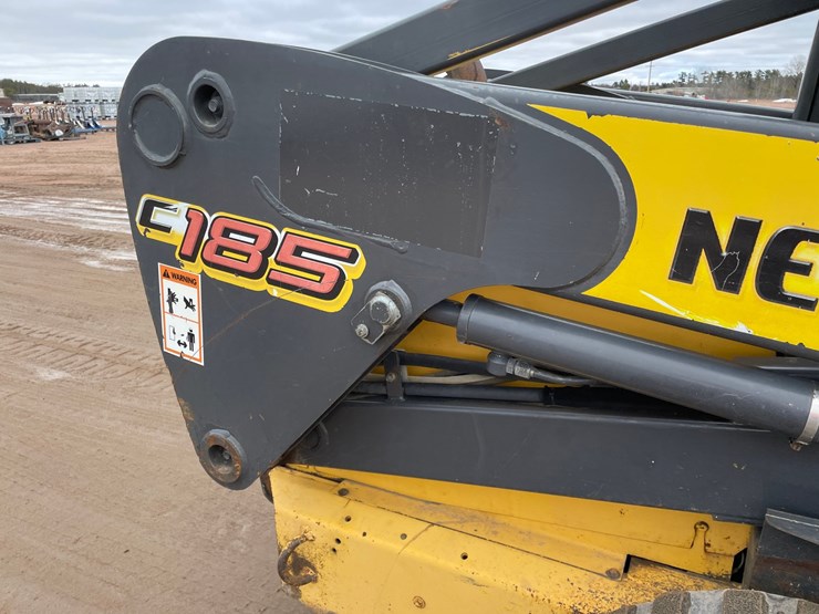 2007-new-holland-c185-image-27