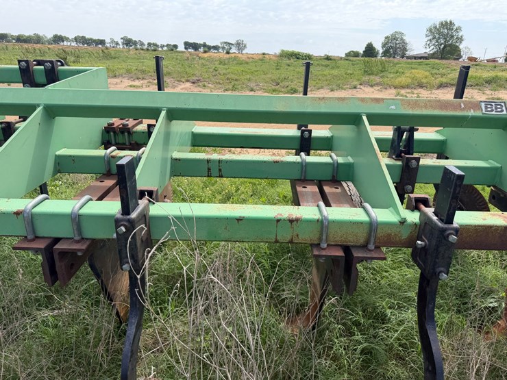 #46934-•-bigham-6-row-38"-terra-till-image-17