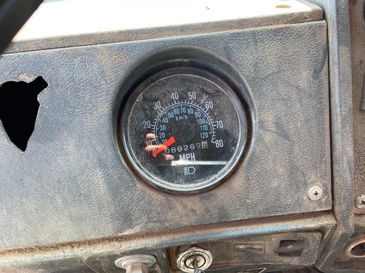 1992-mack-dm690s-image-31