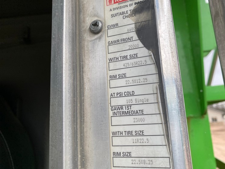 2015-kenworth-t800-image-61