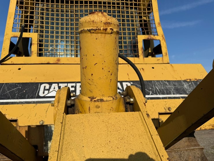 1998-caterpillar-d6r-xl-image-31