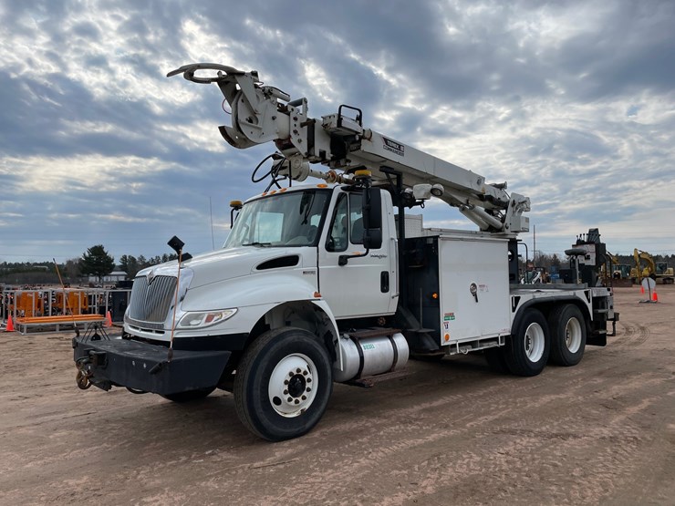 2012-international-durastar-4400-image-1