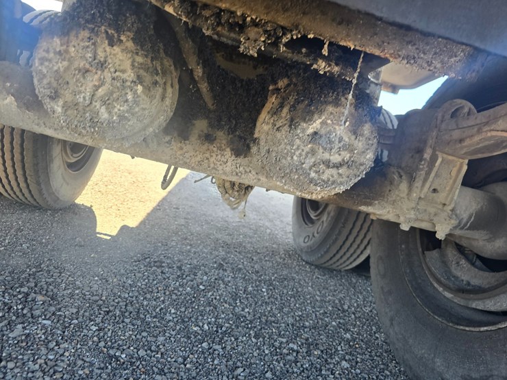 2000-red-river-live-bottom-image-57