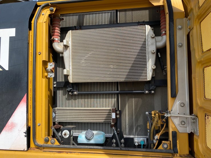 2014-caterpillar-324el-image-34