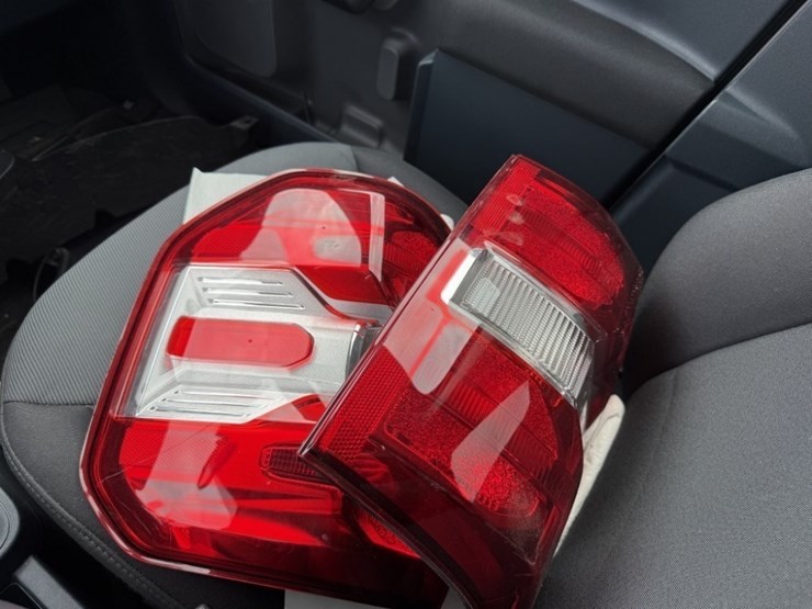 2024-ford-maverick-image-34