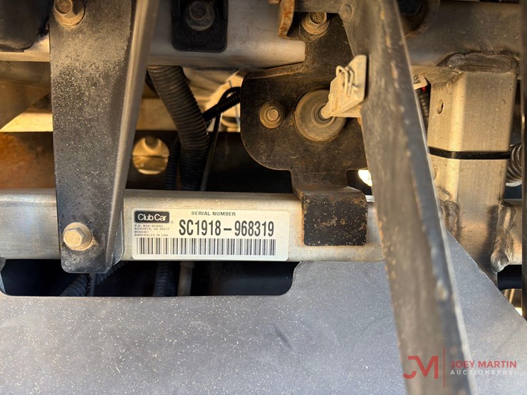 club-car-carryall-1700-image-10