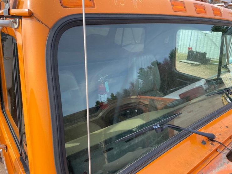 1995-international-2554-image-50