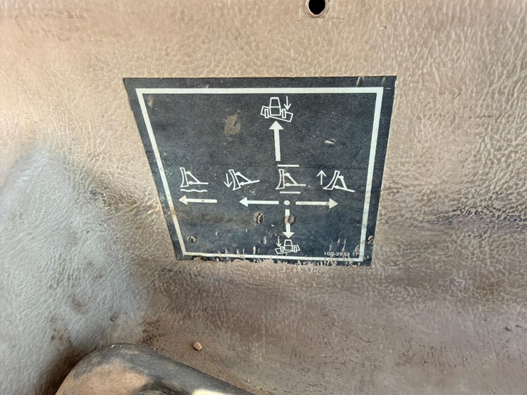 1998-caterpillar-d6r-xl-image-43