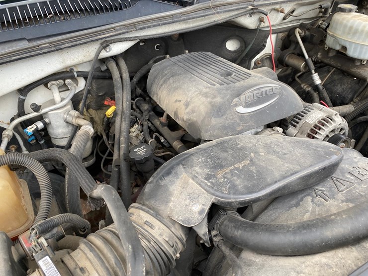 2004-chevrolet-2500-image-36