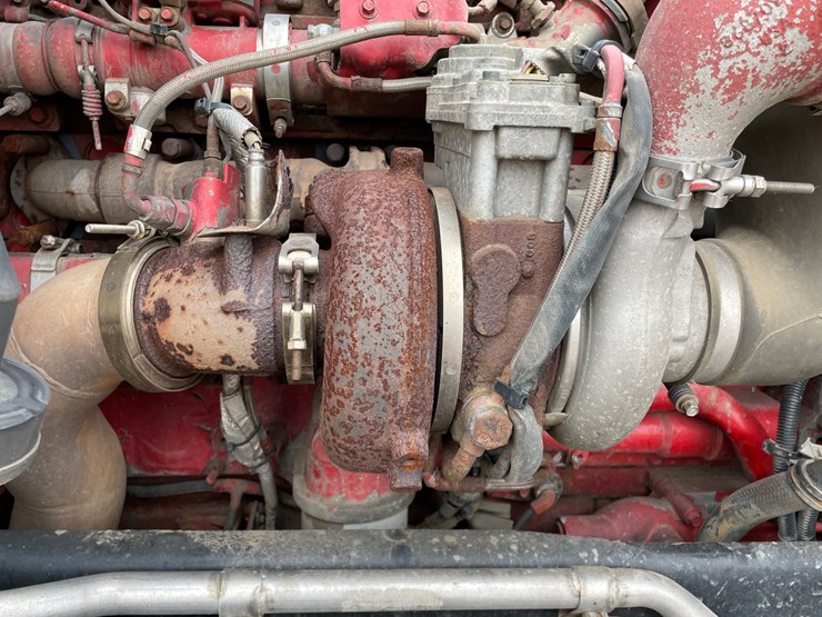 2016-kenworth-t660-image-37