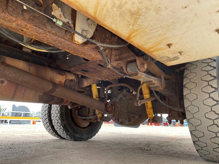 2012-ford-f450-image-32