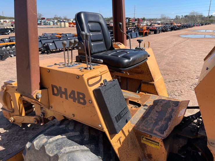 1986-case-dh4b-image-13