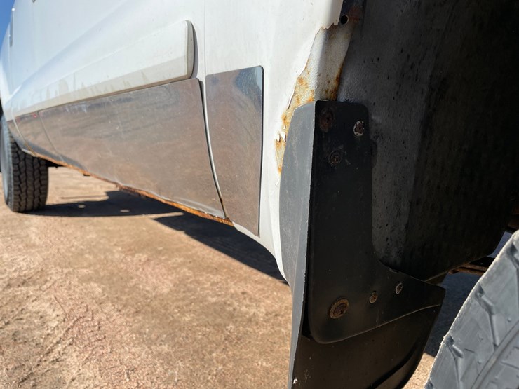 2001-ford-f250-image-16