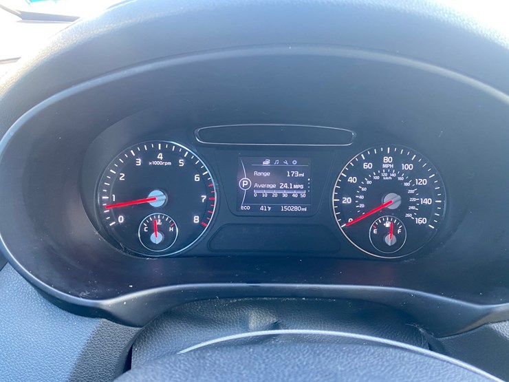 2016-kia-sorento-image-33