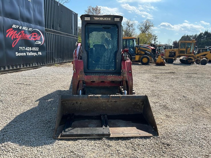 2016-takeuchi-tl8-image-7