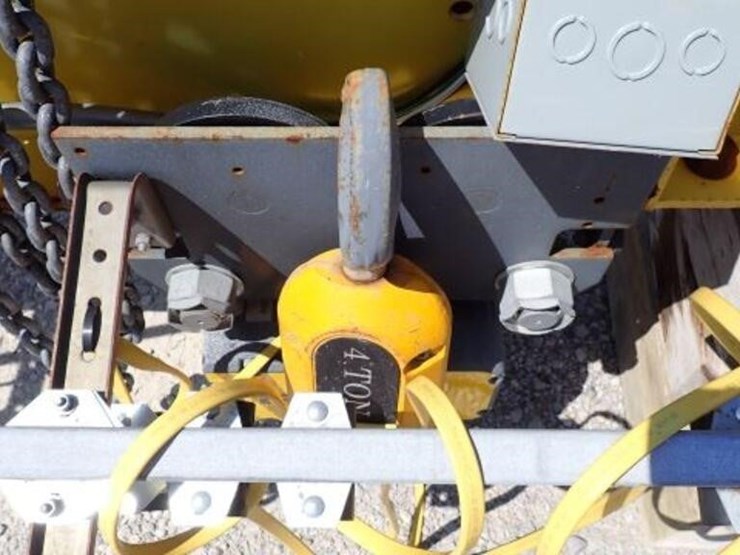 p&h-zip-v-4-ton-shop-crane-image-11