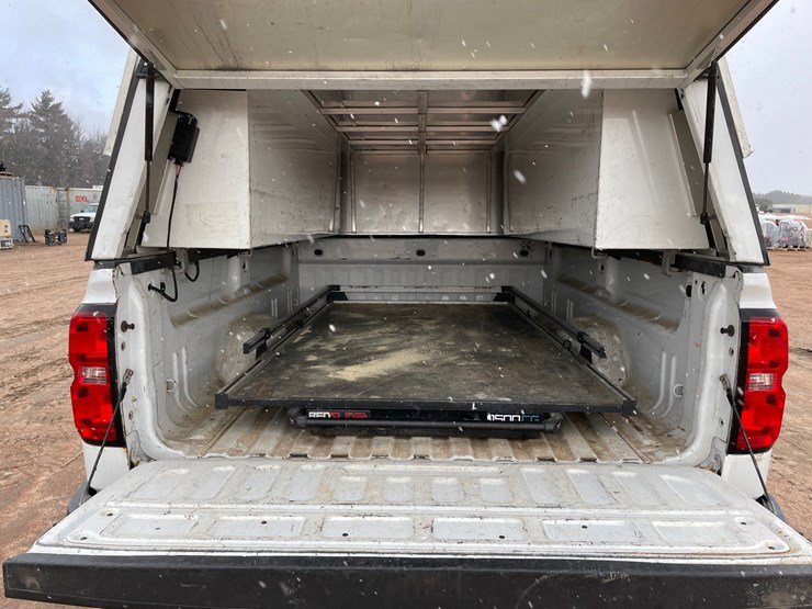 2015-chevrolet-silverado-2500-image-16