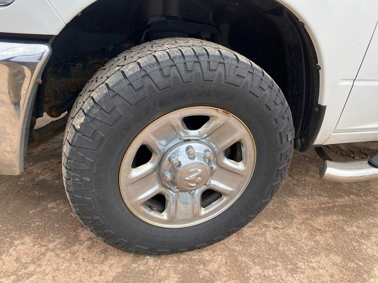 2017-dodge-ram-2500-image-17