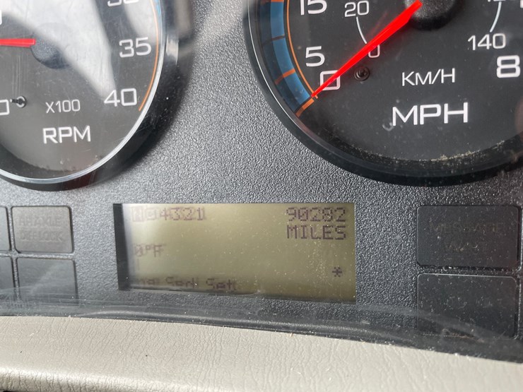 2012-international-durastar-4400-image-71