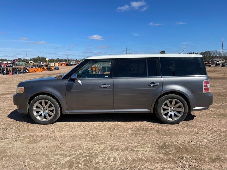 2009-ford-flex-image-2