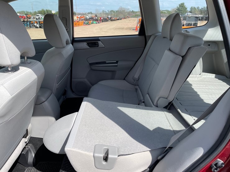 2011-subaru-forester-image-20