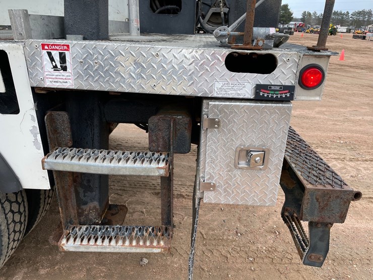 2012-international-durastar-4400-image-19