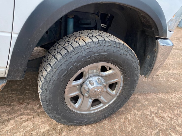 2018-dodge-ram-2500-image-34