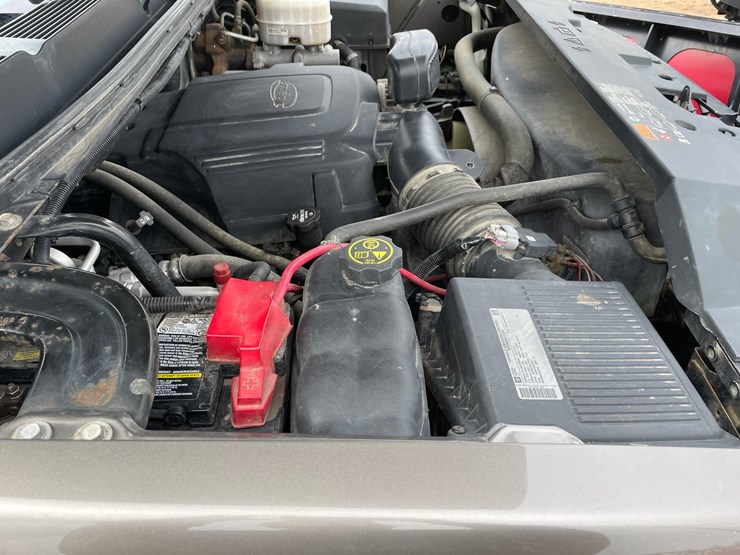 2013-chevrolet-silverado-2500hd-image-55