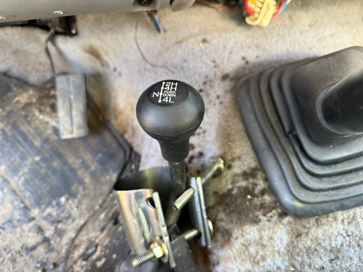 1995-ford-350-image-43