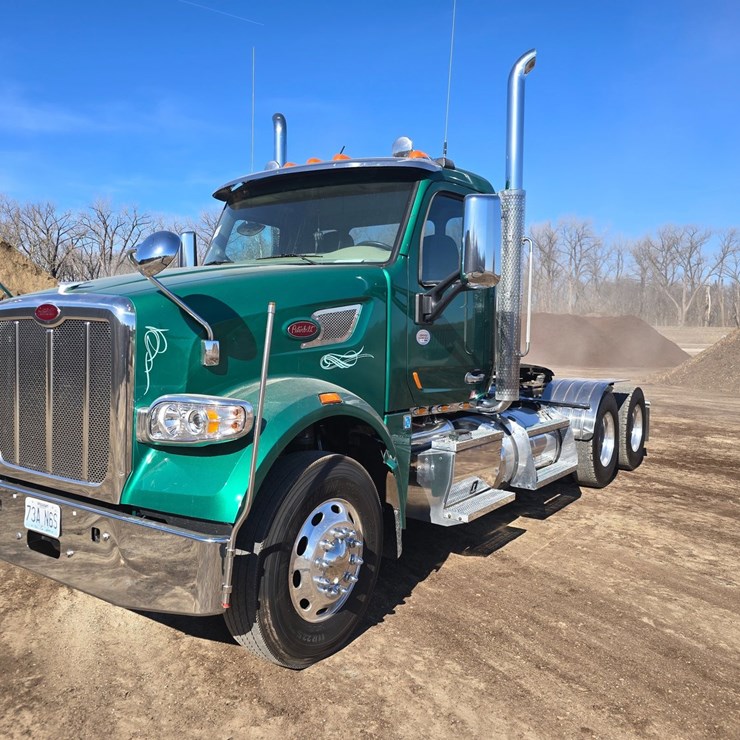 2019 PETERBILT 567