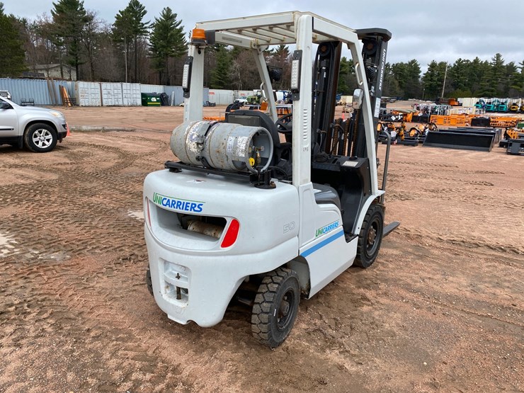 #1163-•-unicarriers-3,450-lbs-lp-forklift-image-6