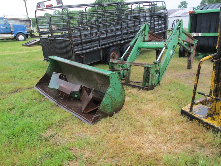 john-deere-640-image-1