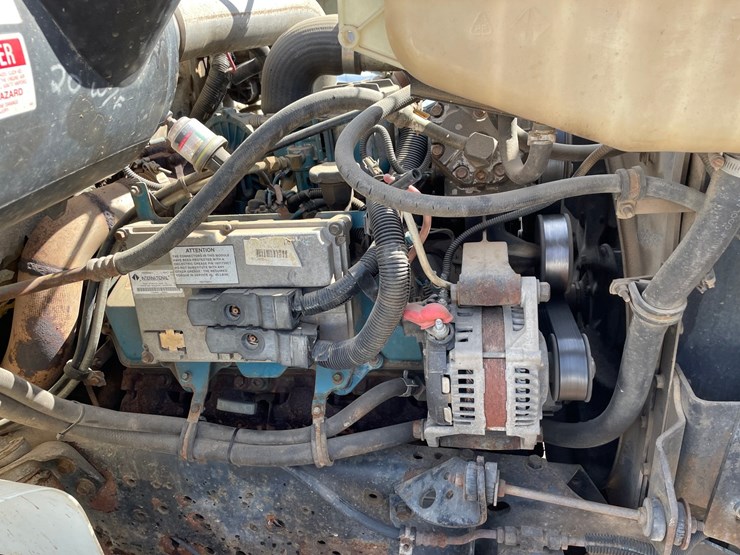 2002-international-4700-image-42