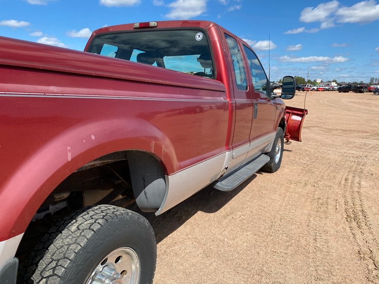 2001-ford-f350-xlt-image-44