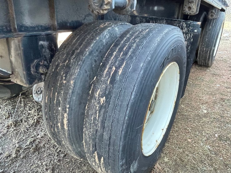 2008-fontaine-48'-flatbed-image-22